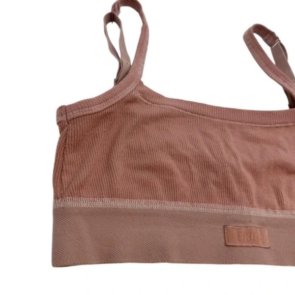 SKIMS Soft Lounge Bralette - Picture 3 of 5